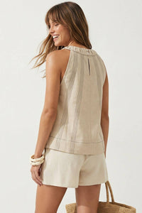 Sleeveless Contrast Stitch Top