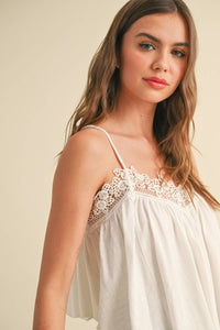 CROCHET CONTRASTED TANK TOP