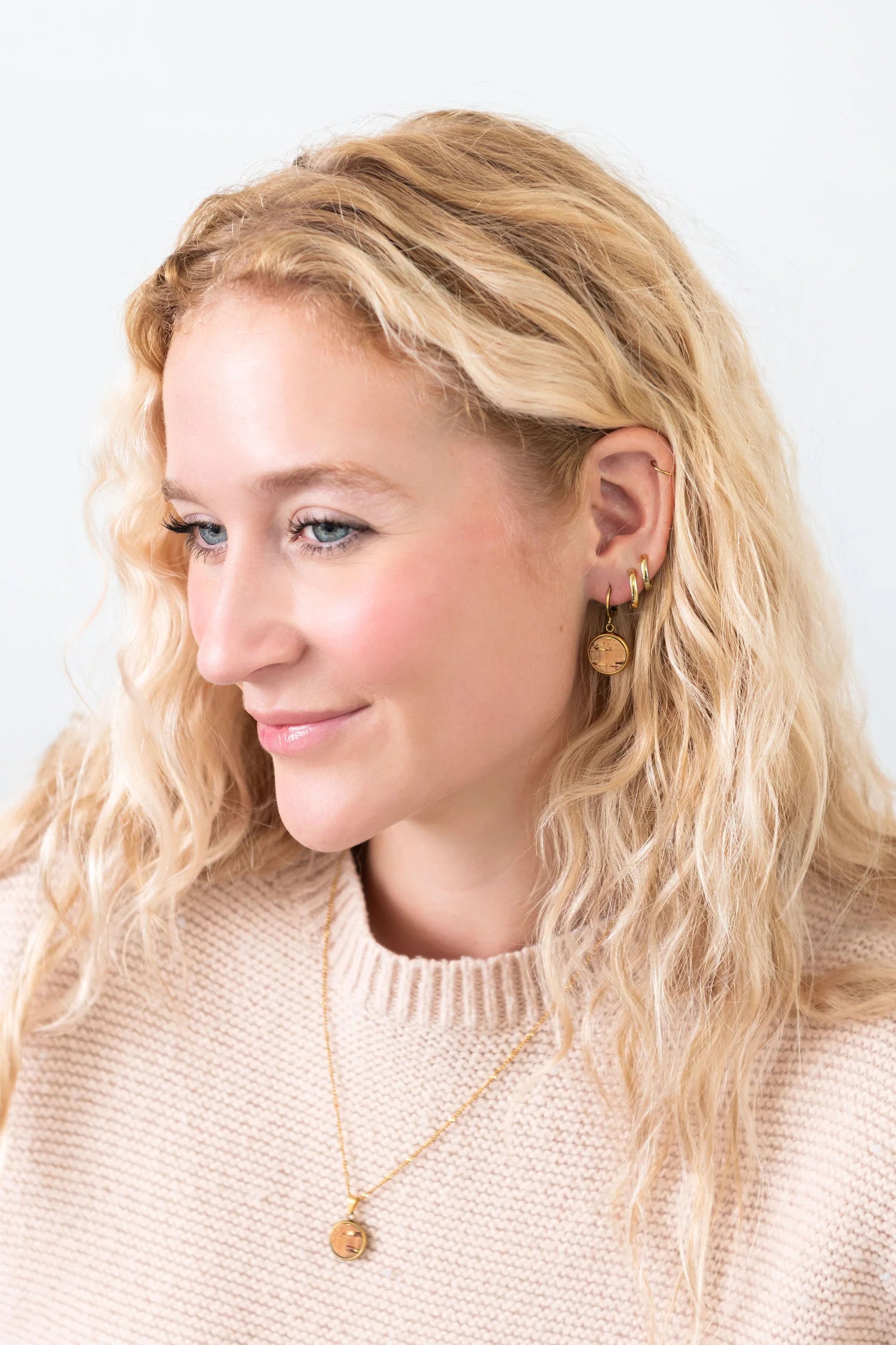 Round Dangle Earrings Cork