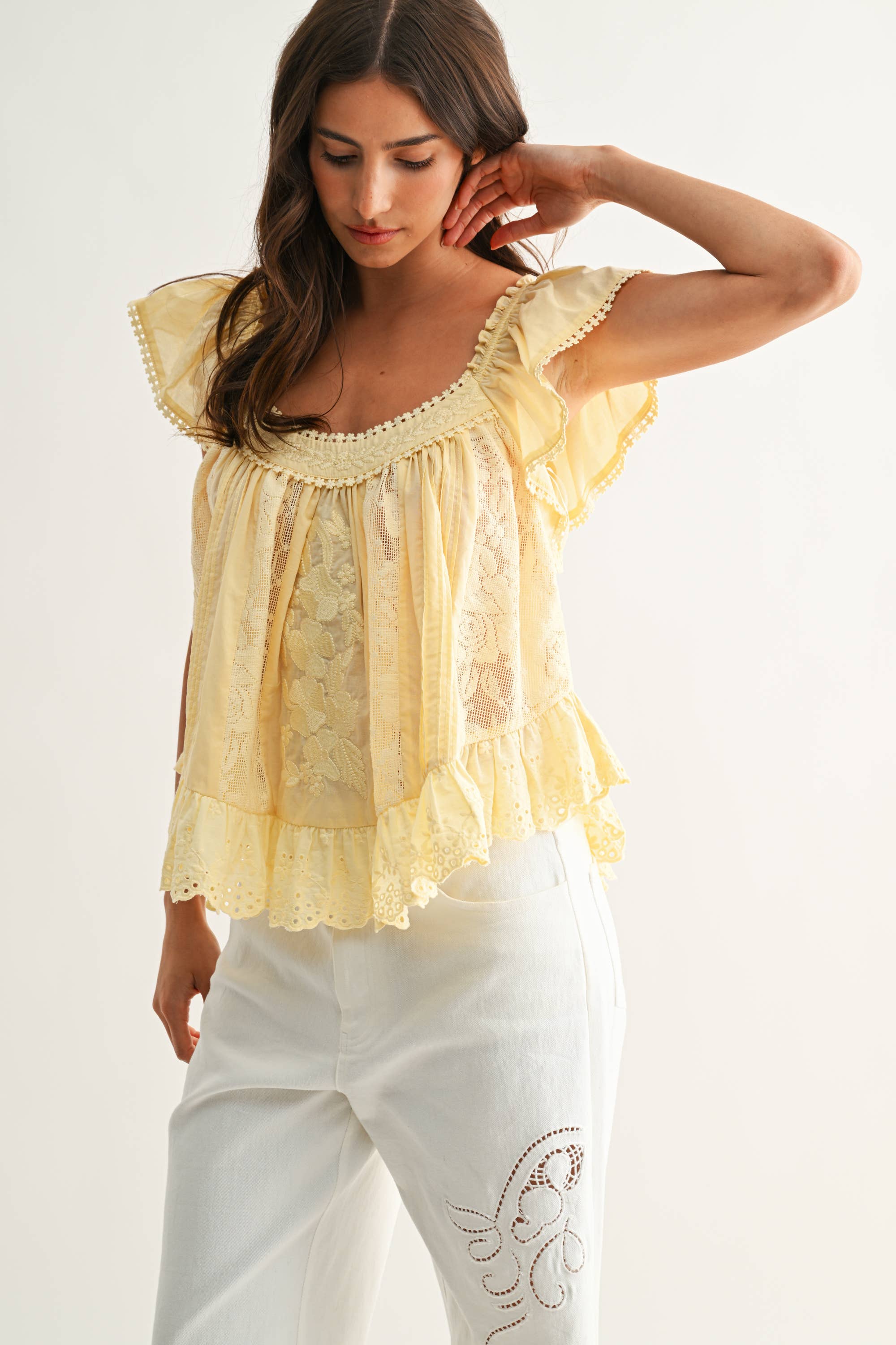 Sleeveless Lace Blouse