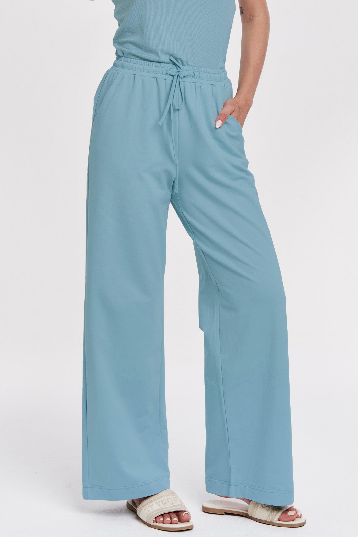 Zahara Pant