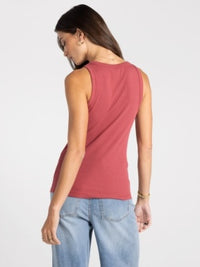 Edlin Tank in Berry